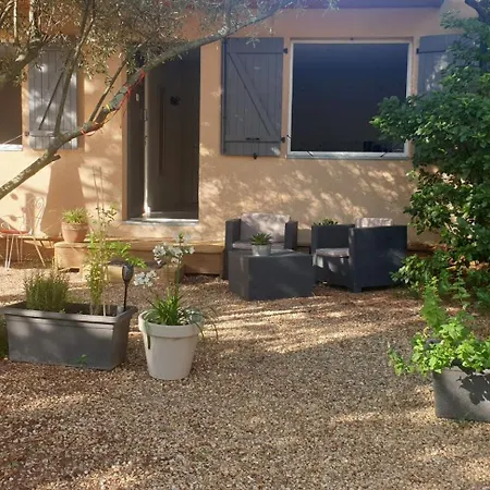 Apartament La Vigne Et L'olivier *